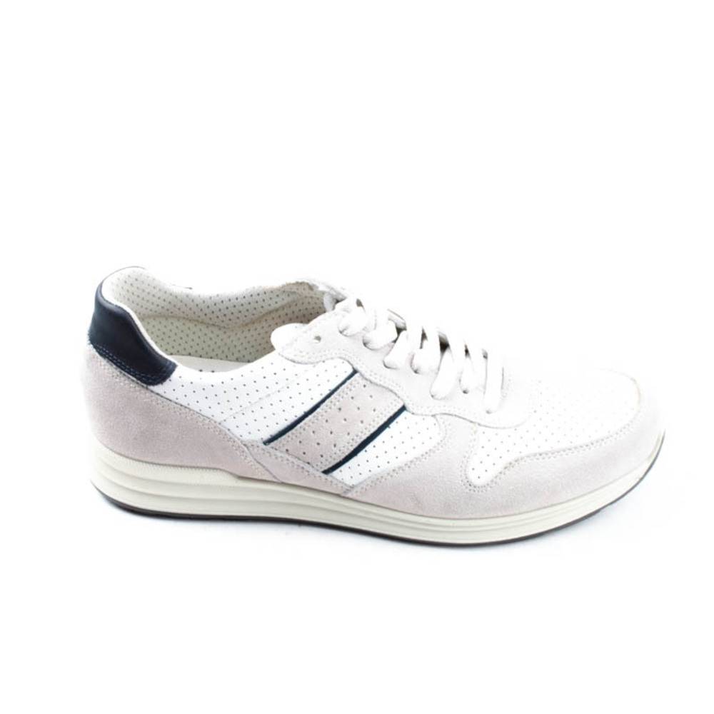 Imac Shoes Men size 43 Snow